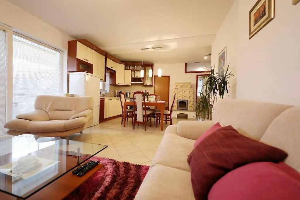 Appartement Apartman Rony à Zadar