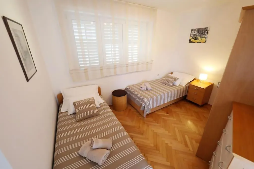 Appartement Apartman Rony à Zadar