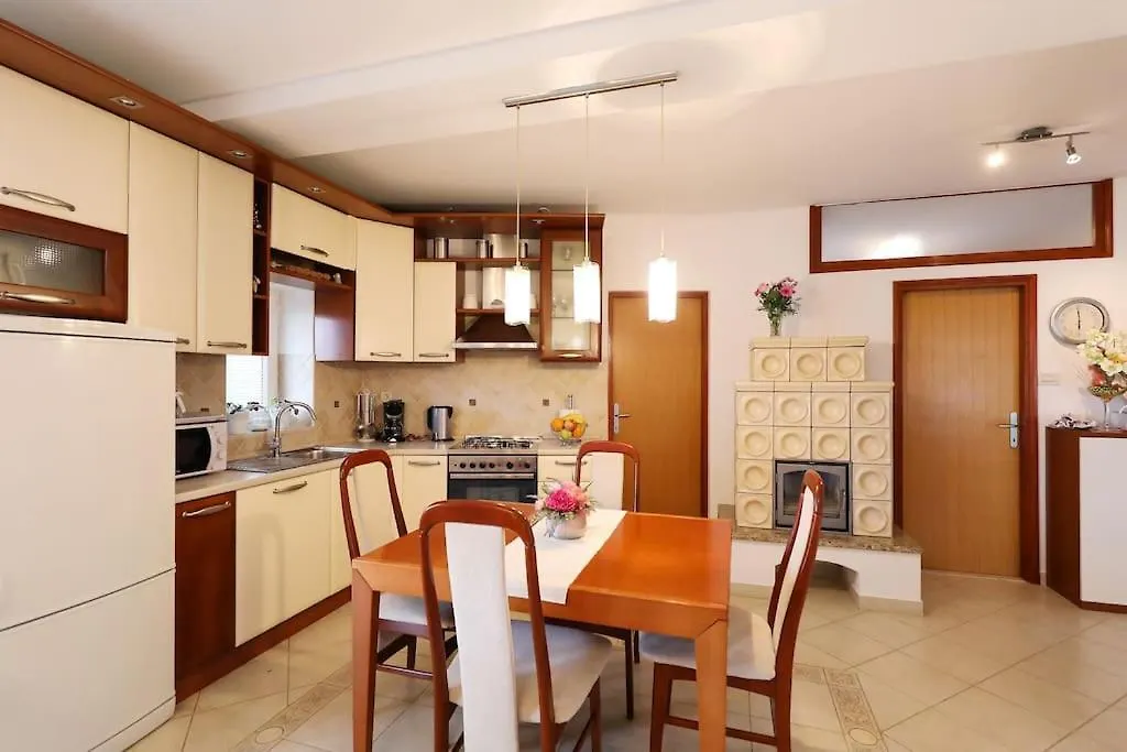 Appartement Apartman Rony à Zadar